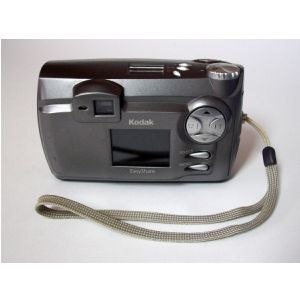 Kodak DX-4900 camera, view of rear