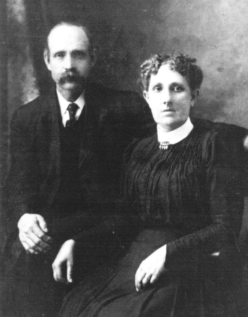 William Jabez Longhurst and wife Annie Ross